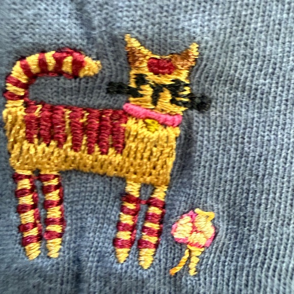 Fave Little Things Embroidered Boxy Tee - Picture 11 of 13